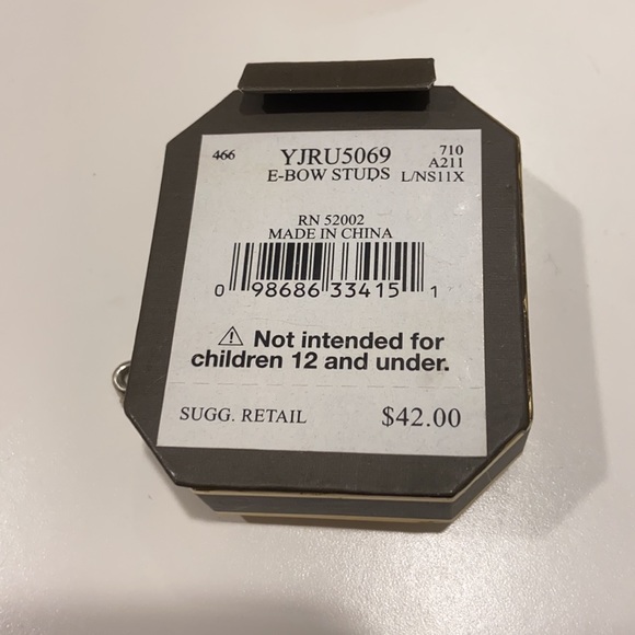 Juicy Couture paved bow earrings - Picture 3 of 3